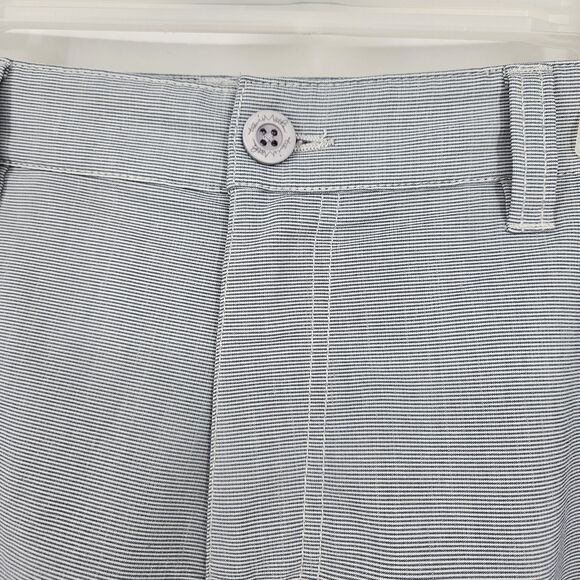 Travis Mathew Shorts Mens 38 Striped Performance Golf Stretch Casual Lightweight - Picture 2 of 12